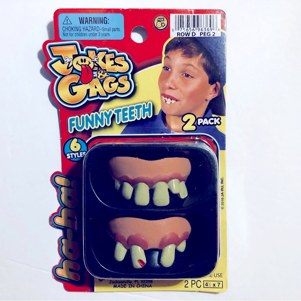 NEW JOKES & GAGS FUNNY TEETH 2 Pack Buck Missing Crooked Teeth Halloween Prank